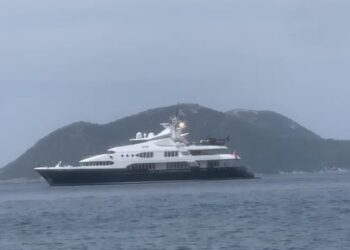VIDEO/ Vajza e Donald Trump, Ivanka zgjodhi Shqipërinë për të pushuar, dalin pamje nga Karaburuni me jahtin luksoz