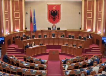 Grupi parlamentar i PD-së: Të futet në rendin e ditës kërkesa për arrestimin e Ahmetajt