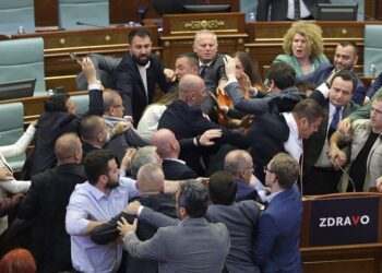 Dhuna në Kuvendin e Kosovës, Prokuroria nis hetime për incidentin gjatë seancës