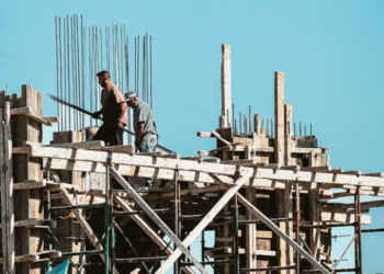 E trishtë/ Ndërron jetë në spital 39-vjeçari shqiptar, ra nga një kantier ndërtimi 1 javë më parë