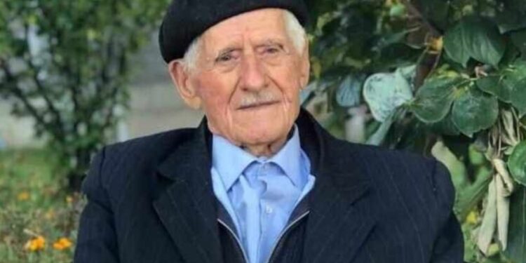 Pai de ministro albanês morre aos 109 anos, o mais velho da região