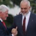 Bill Clinton u dha shpresë ‘Shqiponjave’ të përzënë nga shtëpia në Kosovë! Koha në Ballkan ka rrjedhur falë …!