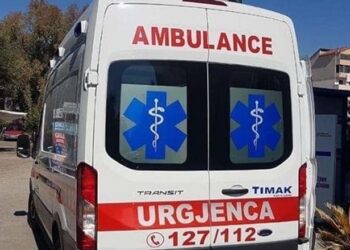 Shëngjin/ Dy vajza rrezikojnë të mbyten, dërgohen në gjendje të rëndë në spital