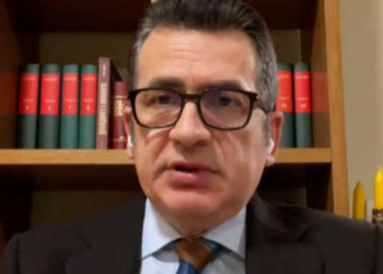 “Sanksioni i parë, Albini ‘non grata’…”/ Spahiu: Çdo lider shqiptar që ka dalë kundër SHBA, historia e ka cilësuar tradhtar