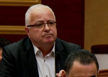 Spaho, në Kuvend: Ne të Partisë Demokratike nuk jemi hajdutë!
