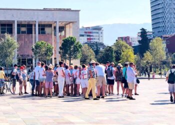 Shqipëria arrin nivel tjetër në turizëm: Gati 1 milion shtetas të huaj hynë vetëm në qershor