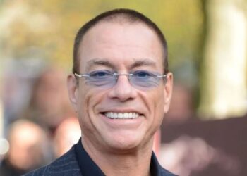 Jean-Claude Van Damme viziton sot Kosovën: Ja arsyeja e ardhjes së aktorit të famshëm