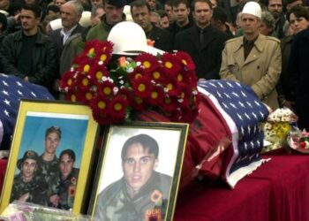 Ambasada amerikane i kërkon llogari Serbisë për vrasjen e vellezërve Bytiçi