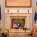 Shtensionimi i situatës në veri të Kosovës/ Ambasadori amerikan i shkon në zyrë presidentes Osmani