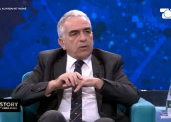 Iu referua Mandelës, Xhufi: Clinton është president i dy luftërave, janë bërë vetëm për humanizëm