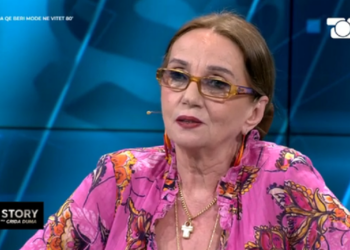 “Vajza e Adil Çarçanit çmendi parizienët”/ Zekthi: Vishja gratë e bllokut! Jetonin në ambiente luksi. Ishin vite të tmerrshme…!