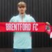 Mbrojtësi shqiptar firmos me ekipin e Premier League, Zabeli zyrtarizohet tek Brentford