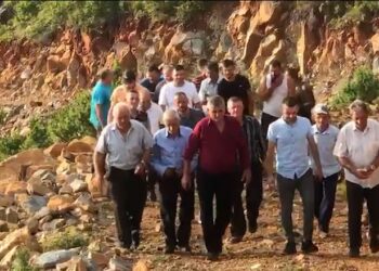 Ish-kryetari i bashkisë së Fushë-Arrëzit në burg, banorët dalin në protestë: Lironi Fran Tucin