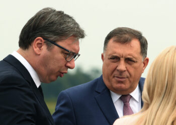 Media zvicerane: Ambiciet për Serbinë e Madhe kërcënojnë paqen në Ballkan, Millorad Dodik po armatoset