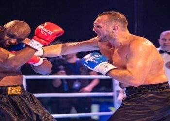 Boksierët shqiptarë ngrihen në listë/ ‘Grushti i Hekurt’, Nelson Hysa mes 70 më të mirëve në botë! Rritje edhe për Kristjan Prengën