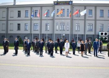 “Krenari e privilegj që FA…”/ Peleshi: Nga sot Shqipëria merr drejtimin e Brigadës së Europës Juglindore, të dislokuar në Kumanovë