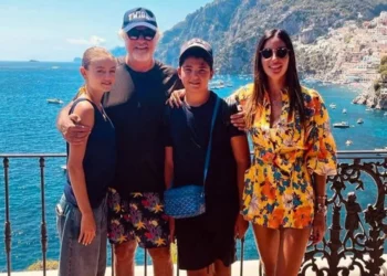“Deti si në jug të Italisë”/ Miliarderi Flavio Briatore: Do pushoja më kënaqësi në Shqipëri, ka shërbim të shkëlqyer