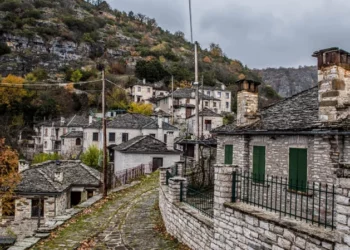 Fshatrat po shkretohen/ Greqia, e “infektuar” si Shqipëria