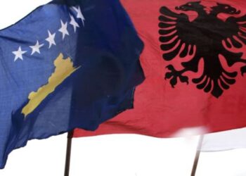Konfirmimi nga ministri: Në gusht nisin të gjitha fluturimet Kosovë-Shqipëri