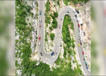 VIDEO/ Kruja mbledh të apasionuarit, 15 pilotë nga gjithë bota garojnë në Sarisalltik, Rama: Provë force e turizmit shqiptar