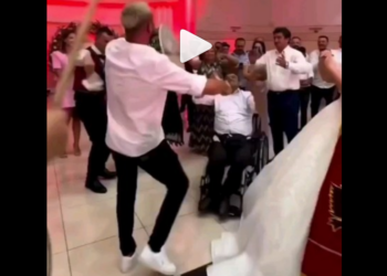 VIDEO/ Luizi e “djeg” në dasmën e të afërmëve të tij, kërcen valle dhe u bie daulleve