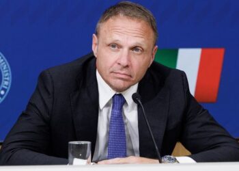 Jemi 20 vjet para jush, perceptim i saktë apo gabuar? Ministri Italian i Bujqësisë vjen në Shqipëri: Vlerësimin e saktë, pas vizitës