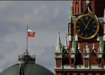 Putin ‘hakmerret’ ndaj Britanisë, sanksionon zyrtarët e lartë dhe gazetarët e mediave prestigjioze