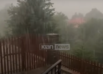 Stuhi e pazakontë breshëri në Gramsh