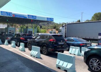 Arrestohen dy të reja italiane në Kakavijë, u kapën me kanabis në makinë