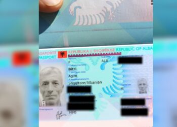 Vrasja e Klajdi Bitrit/ Babai pajiset me pasaportë brenda ditës për të udhëtuar drejt Italisë