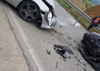 Aksident i rëndë në rrugën Cërrik-Gramsh, përplasen dy automjete. Raportohet për 4 të plagosur, ja gjendja e tyre