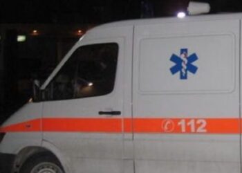 Tragjike/ Humb jetën 32-vjeçarja, e zuri korrenti në dush