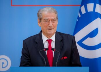 “Basha ,mjeran që keqpërdoret”, Berisha: Është peng i Rama-Balla, Veliaj e merr me qira