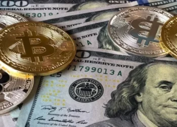 Arrestohen duke pastruar para/ Reperja dhe bashkëshorti haker grabisin Bitcoin me vlerë mbi 4.5 miliardë dollarë