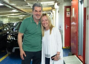 Giorgia Meloni pushime në Vlorë, kryebashkiaku Dredha: Turistja e nderit. La përshtypje fantastike!
