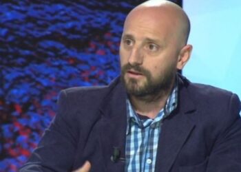 Gjykata e Tiranës e la në burg ish-luftëtarin e UÇK/ Postimi në Facebook që “i prishi punë” Goxhajt, avokati: E shkroi si gazetar