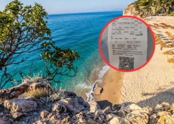 Italianët publikojnë faturën: S’do e besoni sa paguam në Shqipëri për një pjatë midhje e gjysmë litër verë. Çmime shumë të lira e shërbim…!