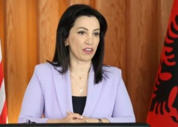 Programi i mjekësisë/ Të hënën nis testimi i maturantëve, ja kushtet e kuotat, Kushi: Fitues do jenë vetëm 400…!