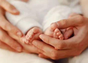 Shifrat për çdo qark/ Shqipëria shënon bilanc pozitiv: Më shumë lindje sesa vdekje në tre muajt e fundit