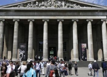 Artefaktet historike prej ari zhduken pa gjurmë nga Muzeu Britanik, shkarkohet nga detyra punonjësi i stafit