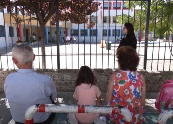 Pajisen 110 mijë fëmijë/ Libra të rinj dhe falas, përfitojnë nxënësit në klasat 1,2,3 dhe 6,7 të arsimit bazë