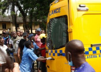 7 viktima nga shembja e një xhamie në Nigeri