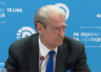 Berisha zbulon prapaskenat e Gazment Bardhit për kandidatët e 14 majit: Asnjë bashkëpunim me Bashën