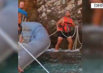 VIDEO/ Rrëshqet lartësia dhe bie mbi shkëmbinj tek “Shpella e Piratëve” turisti 19-vjeçar në Dhërmi, dalin detajet e para