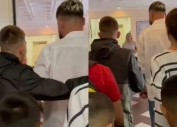 Luiz Ejlli shoqëron në ditën e parë të shkollës fëmijët e shtëpisë “Zyber Hallulli”