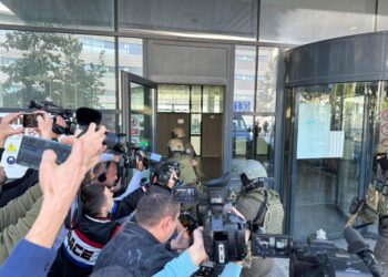 FOTO / Sulmi ndaj Policisë së Kosovës, momenti kur terroristët dërgohen në gjykatë