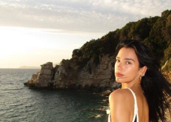“Fashion Magazine”: Pushimet e pafundme verore të Dua Lipës në Shqipëri