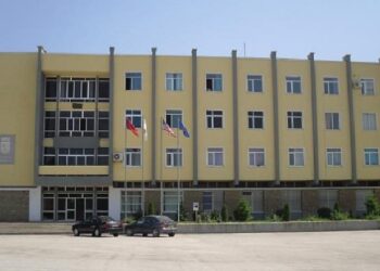 PS dhe Berisha-Meta regjistrojnë kandidatët e Kukësit: Verifikohet Albert Halilaj dhe Emri Vata