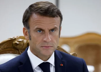 Macron: Ambasadori francez dhe diplomatët tanë po mbahen peng në Niger