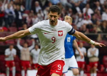 Lewandowski nderon Poloninë, festojnë edhe Franca e Holanda
